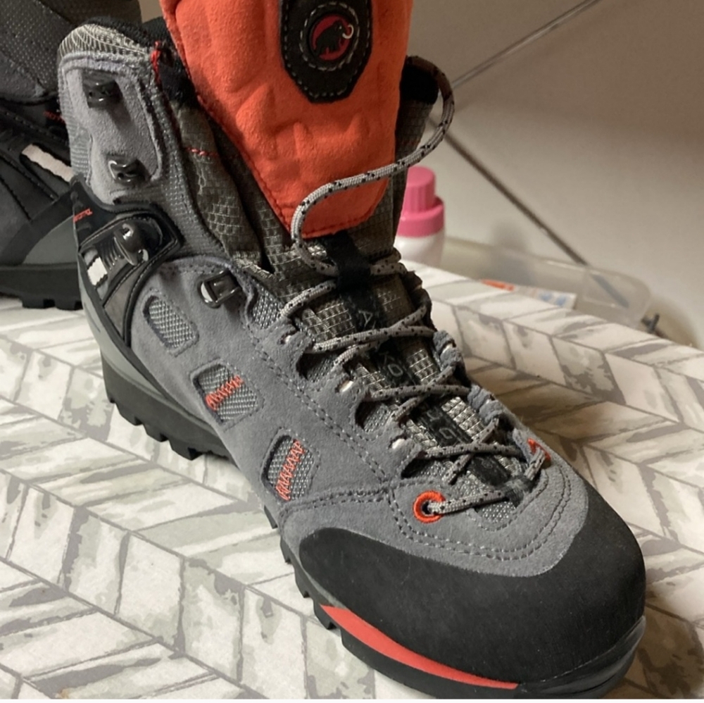 Mammut Ayako High GTX Mid rise hiking boot Sz. 7 waterproof - Picture 5 of 13